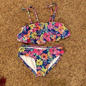 Cat & Jack Girls Swimsuit Size 4/5, 2 Piece Tropical Floral Ruffles